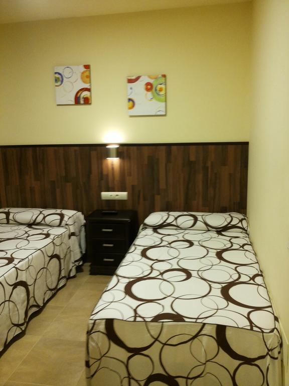 Hostal Dona Manuela Malaga Room photo